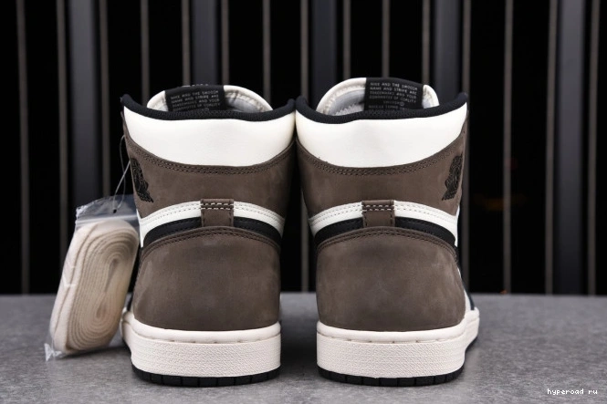 MOCHA HIGH 1 555088-105 DARK AIR JORDAN RETRO 0531